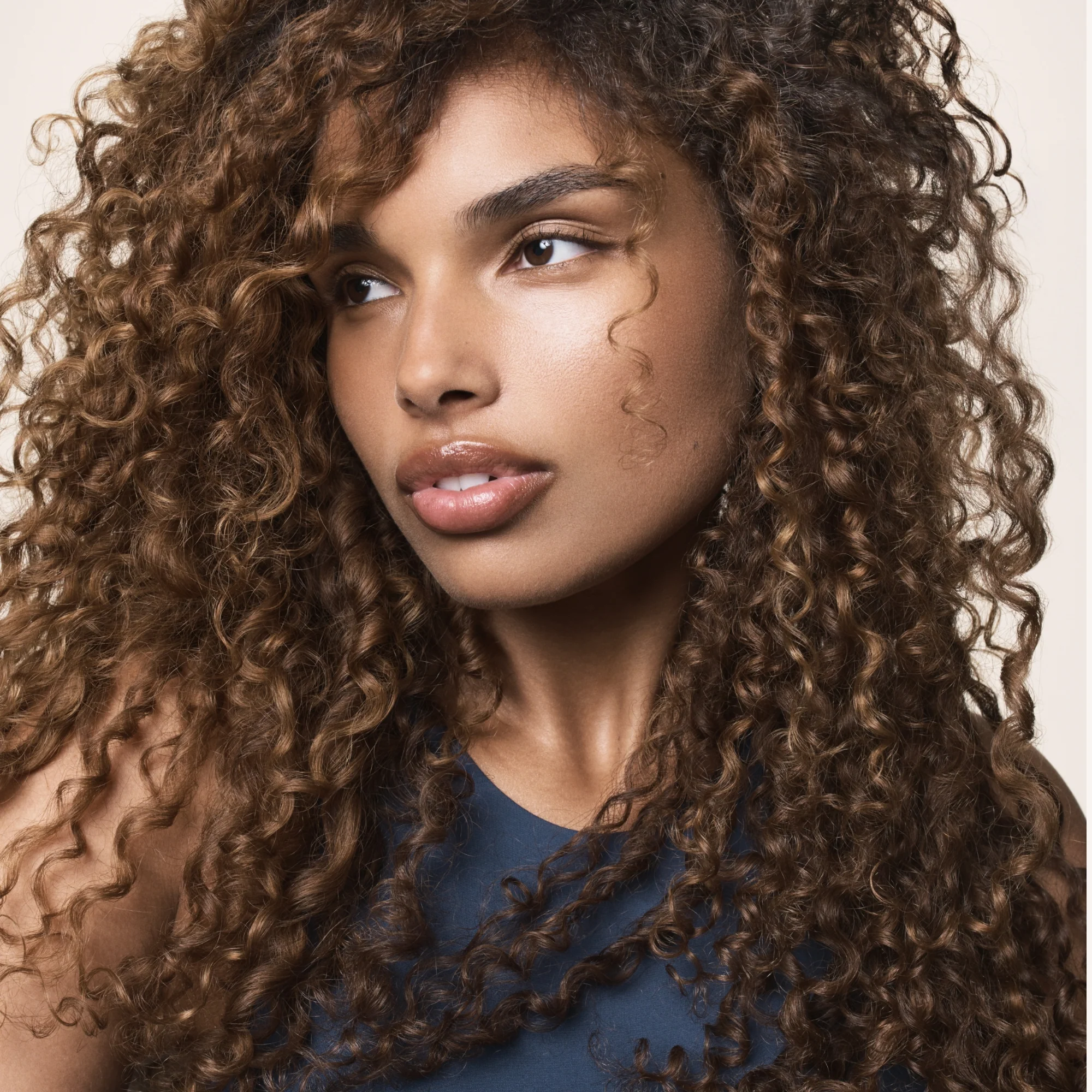 Clarifying Detox Shampoo - Image 7