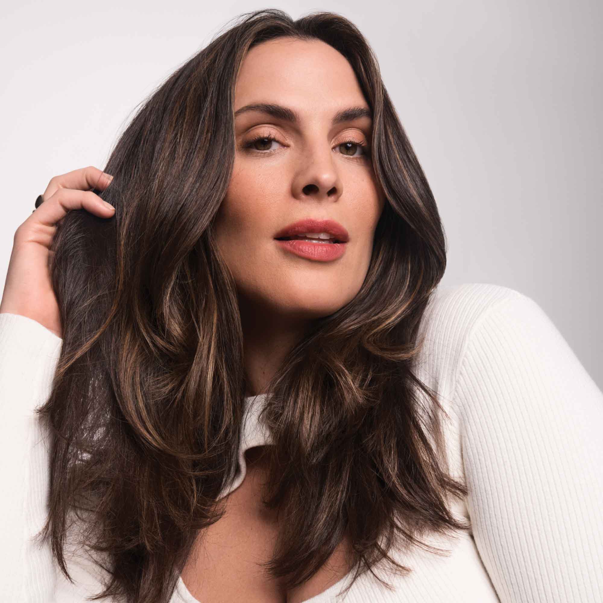 Full Thickening Blow-Dry Cream - Image 5